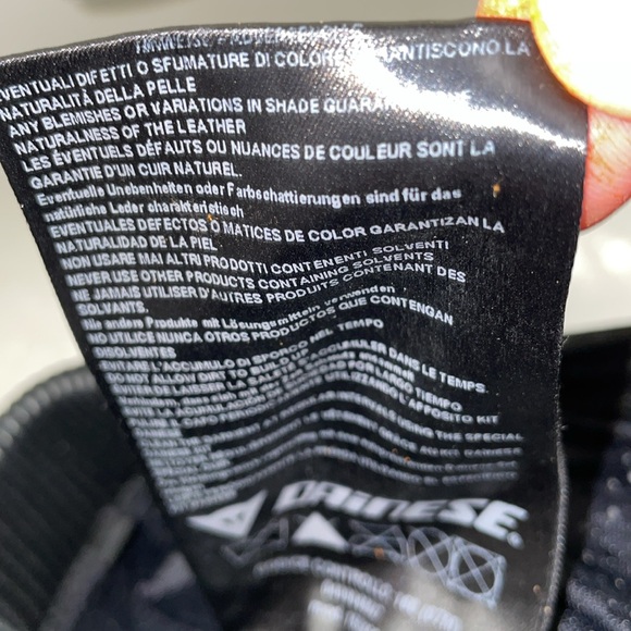 Men’s EUC DAINESE Black Moto Biker Leather Shorts Sz 56 - Picture 13 of 14